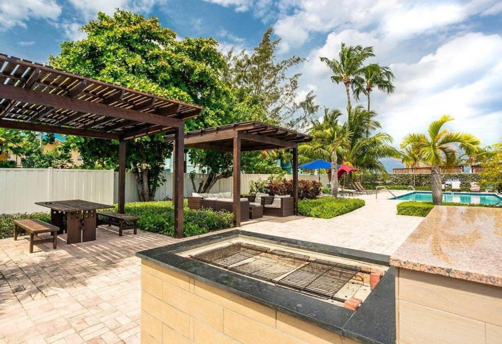 Beach Living At Island Pine Villas George Town Luaran gambar
