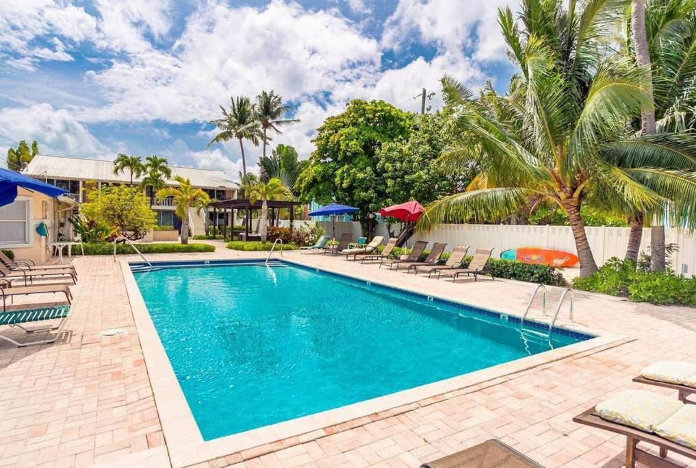 Beach Living At Island Pine Villas George Town Luaran gambar