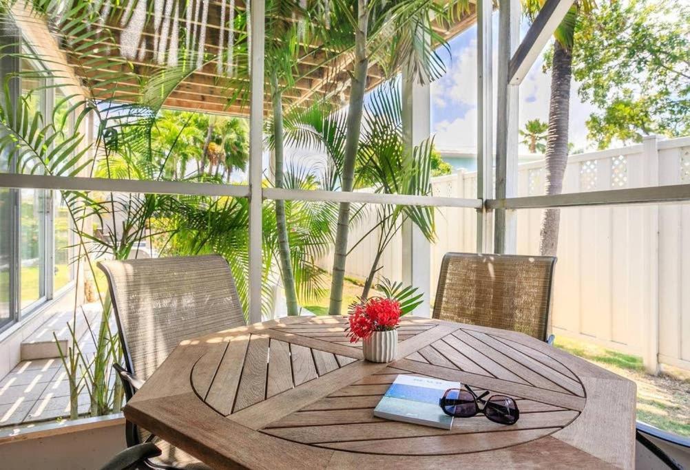 Beach Living At Island Pine Villas George Town Luaran gambar